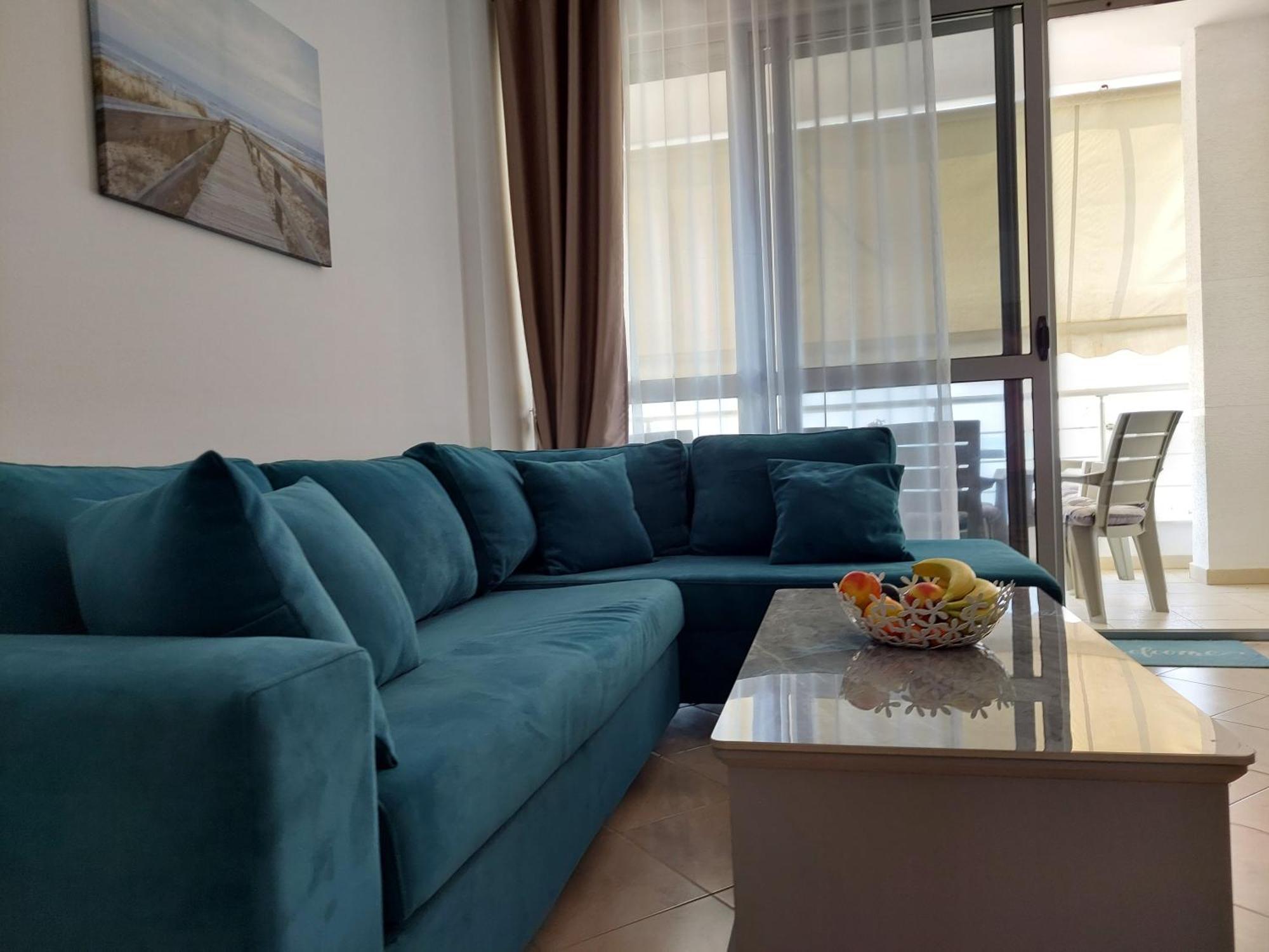 Bianca * Durrës